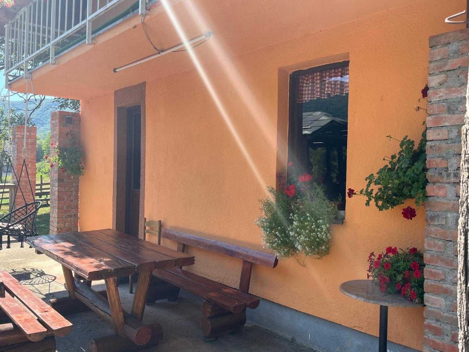 Bed And Breakfast Family Djukic Sipovo Eksteriør bilde